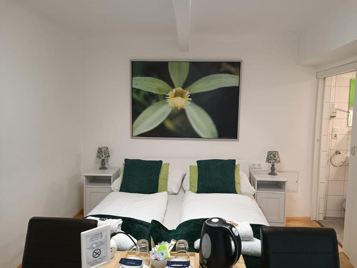 Cityhotel Junger Fuchs Salzburg Exteriör bild