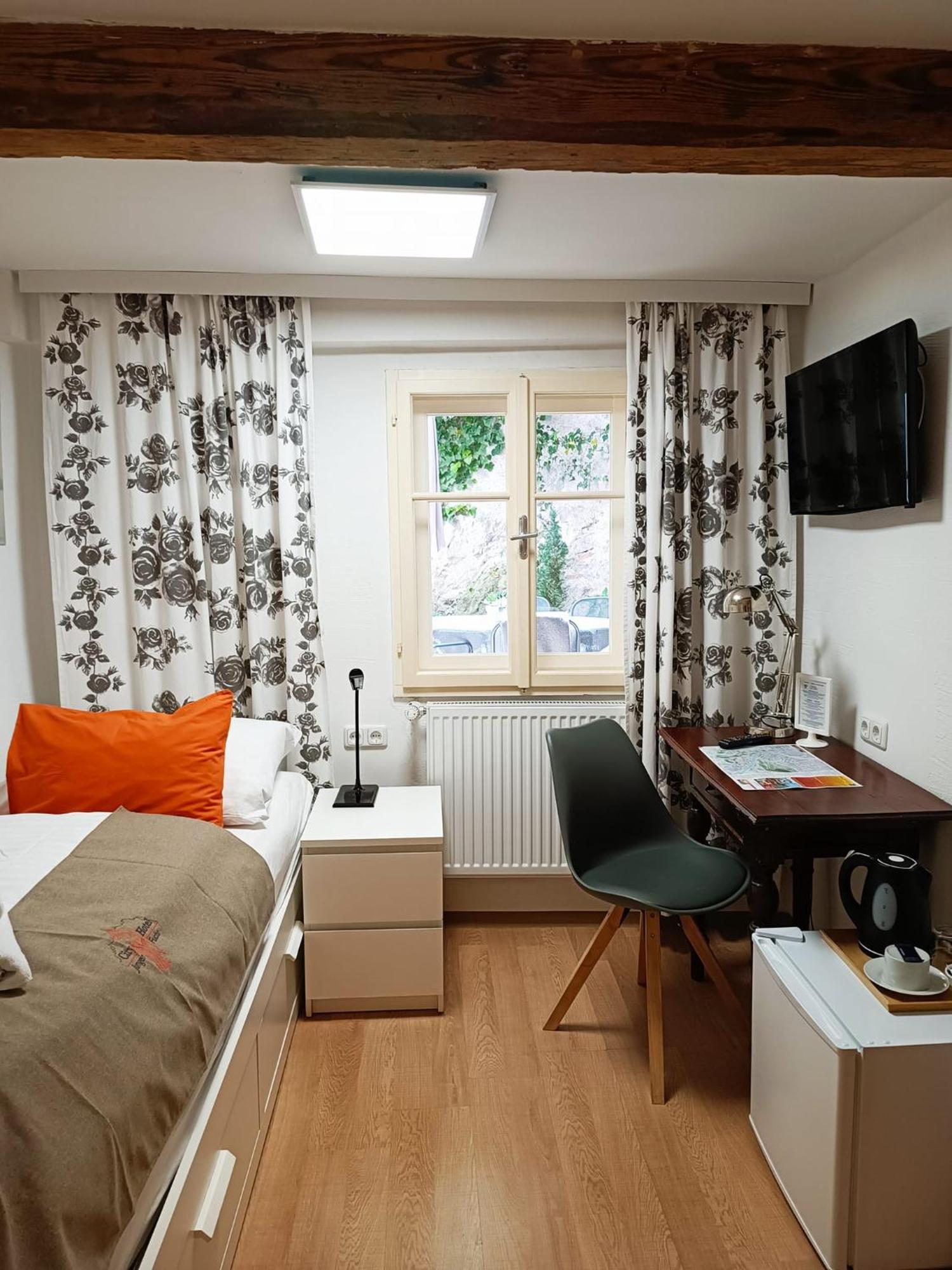 Cityhotel Junger Fuchs Salzburg Exteriör bild